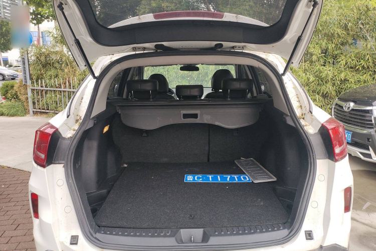 Used Bestune X80 2018 Live Edition 1.8T Automatic Luxury Model Trunk