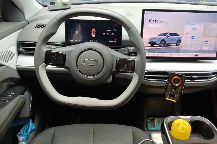 Used Bestune Yueyi 03 2025 565km Premium Edition Steering Wheel