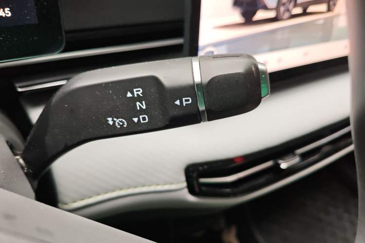 Used Bestune Yueyi 03 2025 565km Enjoy Edition Gear Lever