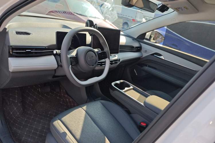 Used Bestune Yueyi 03 2025 565km Comfort Edition Interior 3