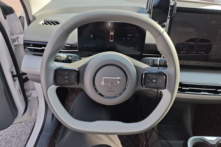 Used Bestune Yueyi 03 2025 565km Comfort Edition Steering Wheel