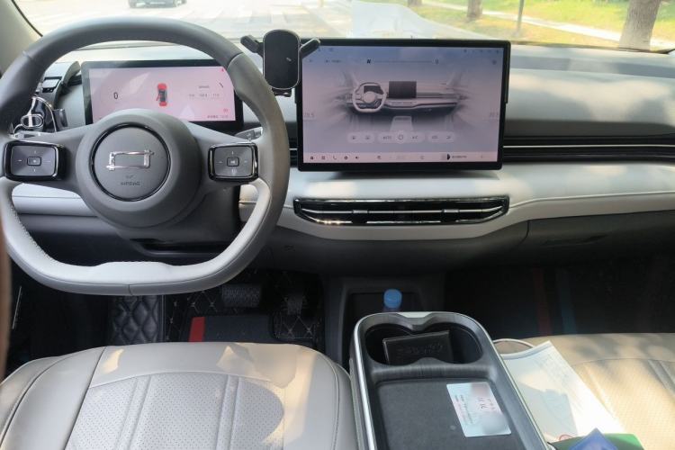 Used Bestune Yueyi 03 2025 565km Enjoyment Edition Center Console