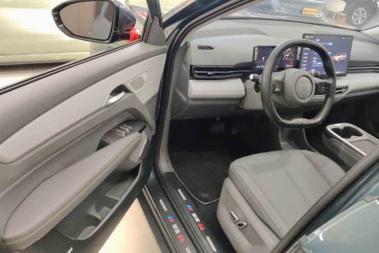 Used Bestune Yueyi 03 2025 565km Enjoy Edition Driver Seat