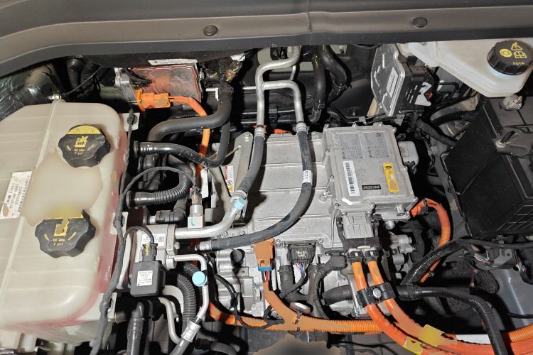 Used Bestune Yueyi 03 2025 565km Enjoy Edition Engine Bay