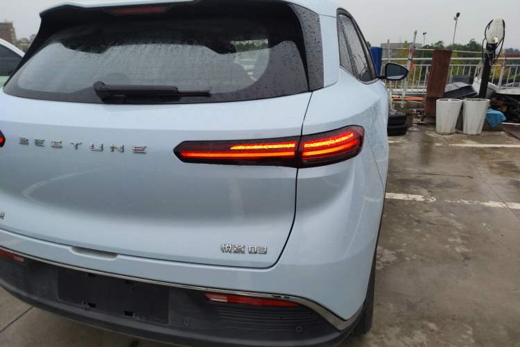 Used Bestune Yueyi 03 2025 445km Joyful Edition Exterior 6