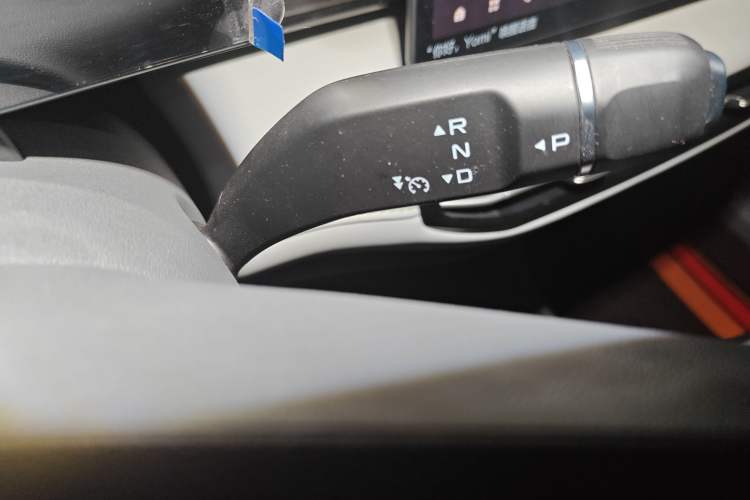 Used Bestune Yueyi 03 2025 565km Enjoy Edition Gear Lever