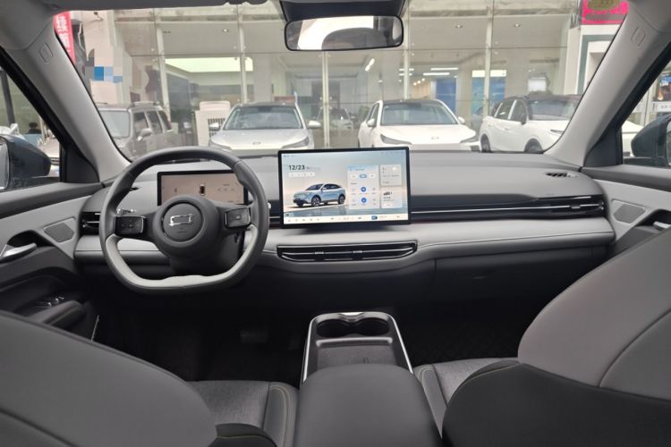 Used Bestune Yueyi 03 2025 565km Premium Edition Interior 2