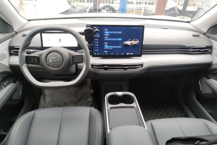 Used Bestune Yueyi 03 2025 445km Joyful Edition Interior 2