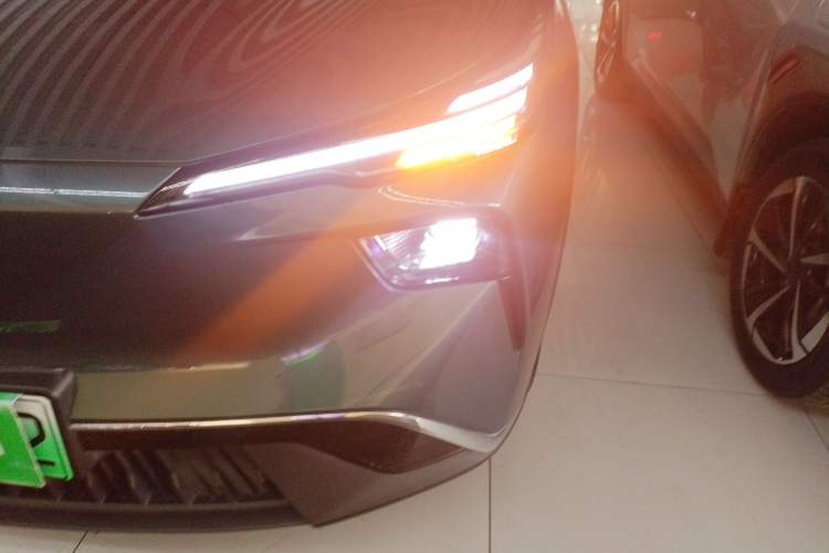 Used Bestune Yueyi 03 2025 565km Enjoy Edition Left Front Headlight