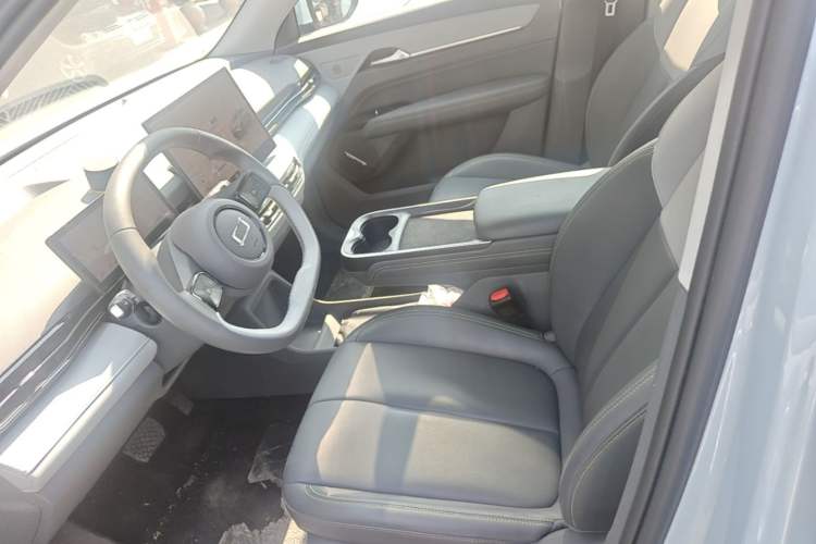 Used Bestune Yueyi 03 2025 565km Enjoy Edition Left Front Seat