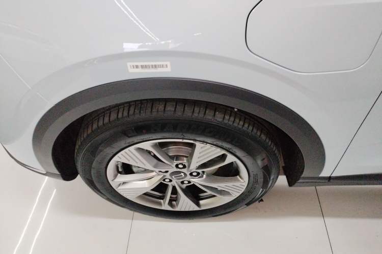 Used Bestune Yueyi 03 2025 565km Enjoy Edition Left Front Wheel Hub
