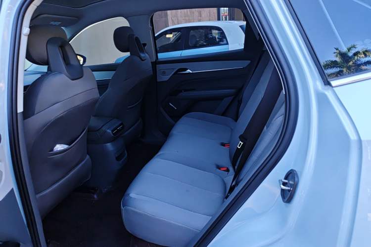 Used Bestune Yueyi 03 2025 445km Quality Selection Edition Left Rear Seat
