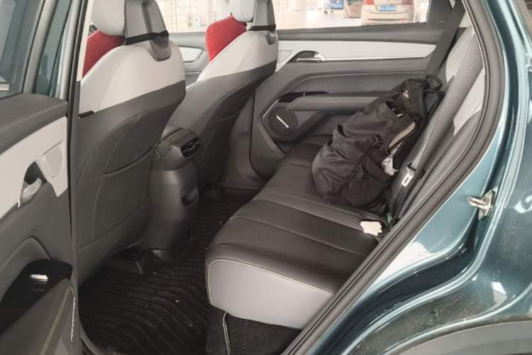 Used Bestune Yueyi 03 2025 565km Premium Edition Left Rear Seat