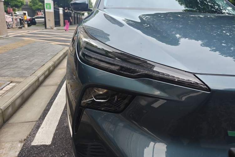 Used Bestune Yueyi 03 2025 565km Enjoy Edition Right Front Headlight