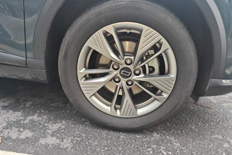 Used Bestune Yueyi 03 2025 565km Enjoy Edition Right Front Wheel Hub