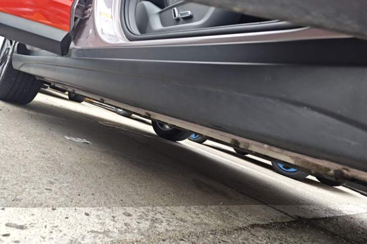 Used Bestune Yueyi 03 2025 565km Premium Edition Right Side Sill