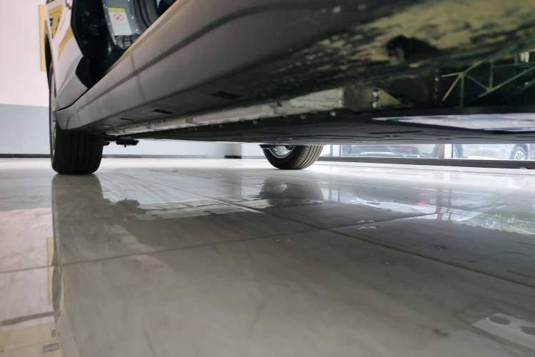 Used Bestune Yueyi 03 2025 445km Quality Selection Edition Right Side Sill