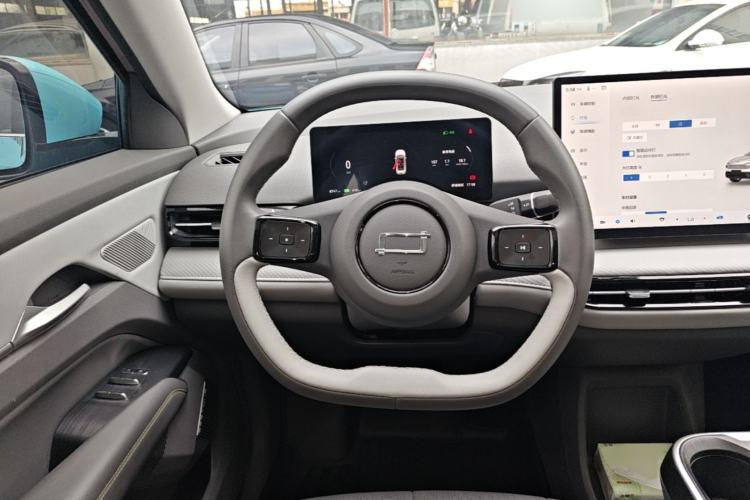 Used Bestune Yueyi 03 2025 565km Premium Edition Steering Wheel