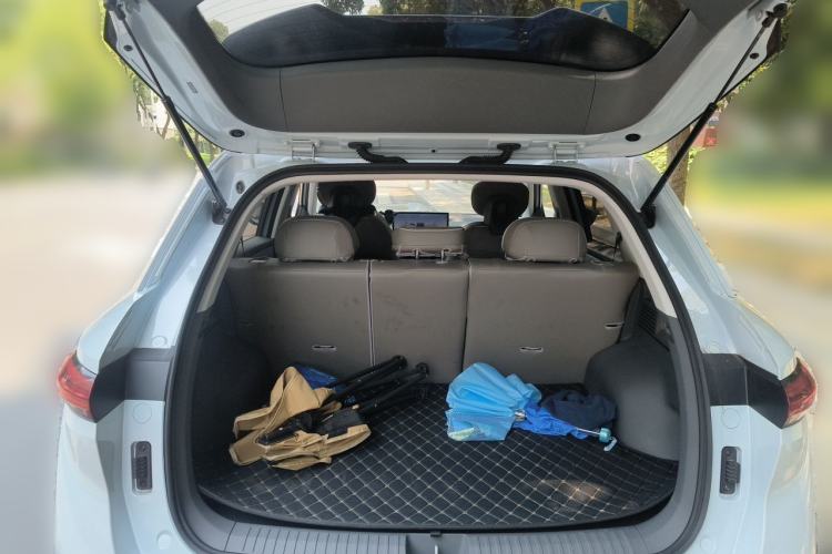 Used Bestune Yueyi 03 2025 565km Enjoyment Edition Trunk