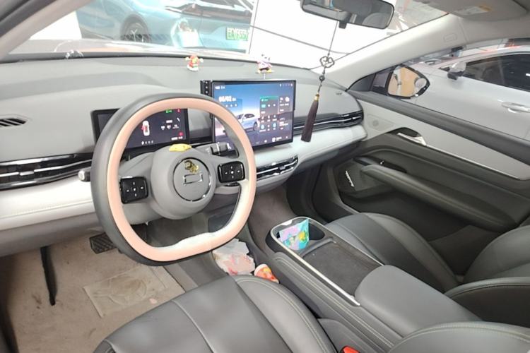 Used Bestune Yueyi 03 2025 445km Joyful Edition Center Console