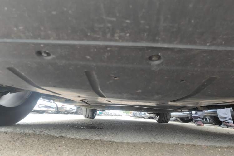 Used Bestune Yueyi 03 2025 565km Premium Edition Chassis Front