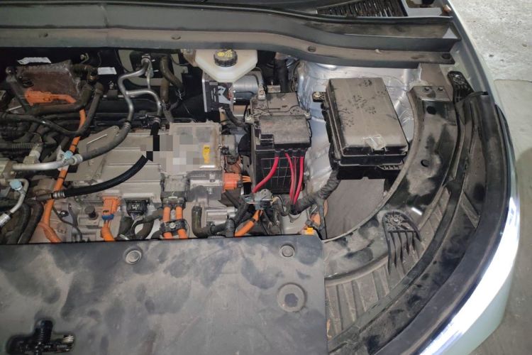 Used Bestune Yueyi 03 2025 565km Premium Edition Engine Bay Left