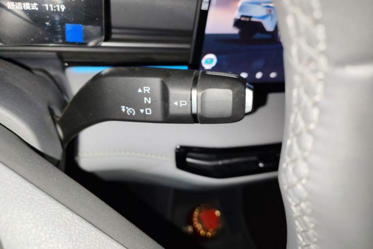 Used Bestune Yueyi 03 2025 565km Premium Edition Gear Lever