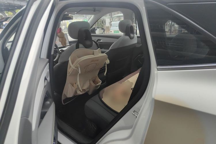 Used Bestune Yueyi 03 2025 565km Premium Edition Left Rear Seat