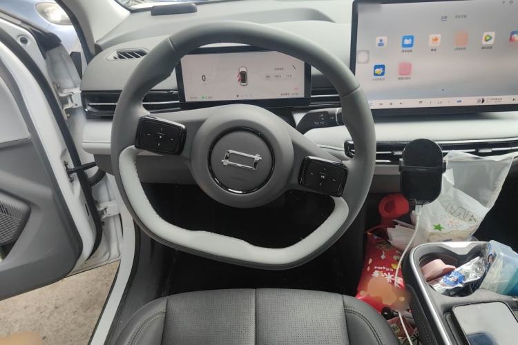 Used Bestune Yueyi 03 2025 565km Premium Edition Steering Wheel