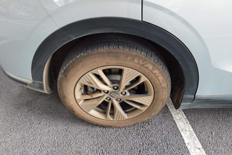 Used Bestune Yueyi 03 2025 565km Enjoy Edition Exterior 5