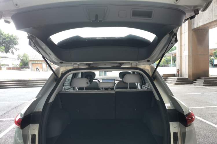Used Bestune Yueyi 03 2025 565km Enjoy Edition Trunk