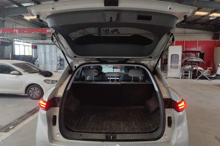 Used Bestune Yueyi 03 2025 445km Joyful Edition Trunk