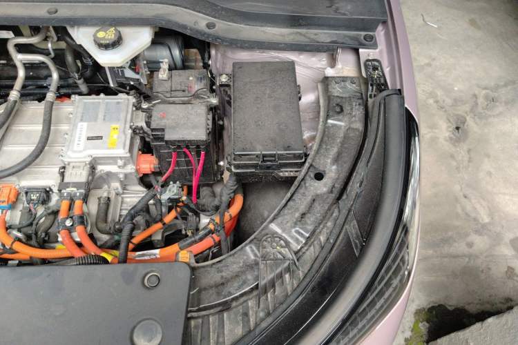 Used Bestune Yueyi 03 2025 445km Joyful Edition Engine Bay Left