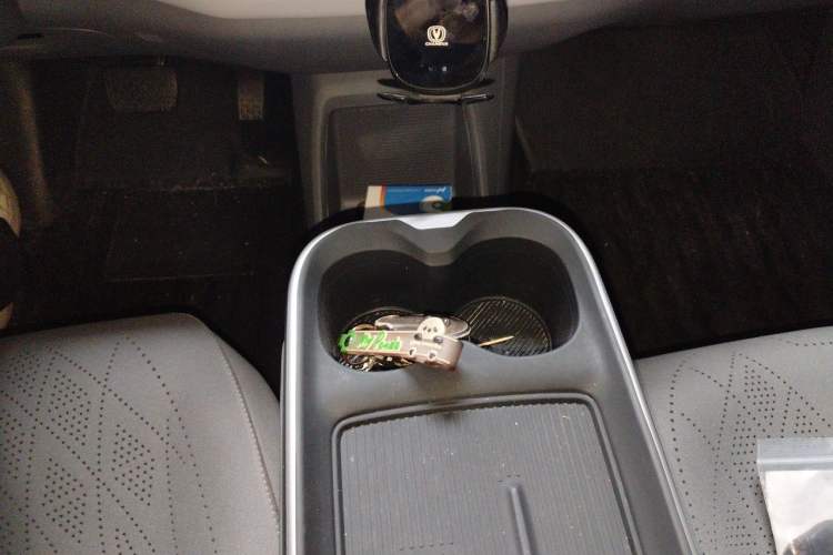 Used Bestune Yueyi 03 2025 445km Joyful Edition Gear Lever