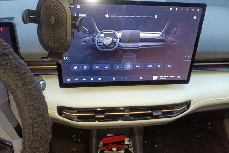 Used Bestune Yueyi 03 2025 565km Comfort Edition Audio And AC Panel