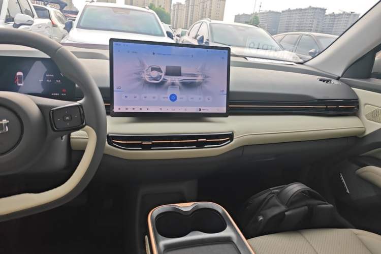 Used Bestune Yueyi 03 2025 445km Joyful Edition Audio And AC Panel