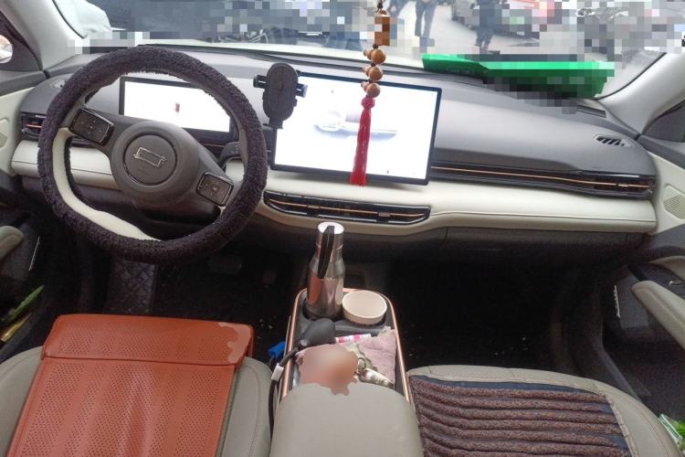 Used Bestune Yueyi 03 2025 565km Comfort Edition Center Console