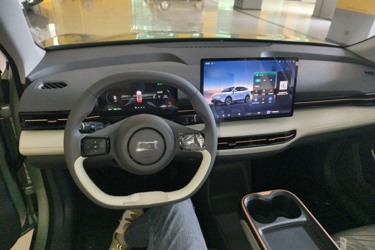 Used Bestune Yueyi 03 2025 565km Enjoy Edition Center Console