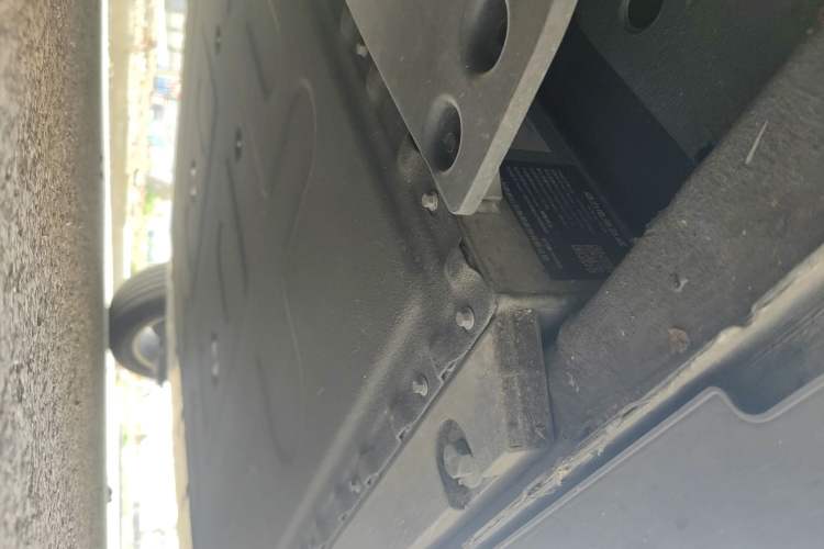 Used Bestune Yueyi 03 2025 445km Joyful Edition Chassis Front Left