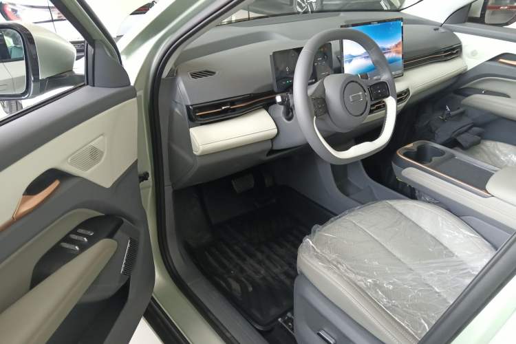 Used Bestune Yueyi 03 2025 565km Premium Edition Driver Seat