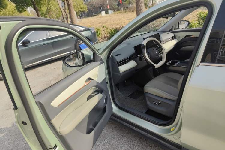 Used Bestune Yueyi 03 2025 445km Joyful Edition Driver Seat