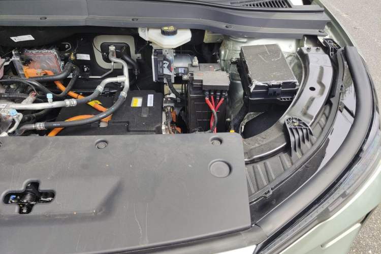 Used Bestune Yueyi 03 2025 445km Joyful Edition Engine Bay Left