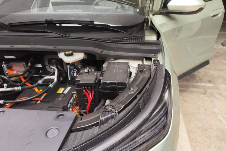 Used Bestune Yueyi 03 2025 565km Enjoy Edition Engine Bay Left