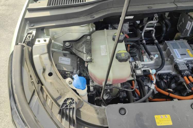 Used Bestune Yueyi 03 2025 445km Joyful Edition Engine Bay Right