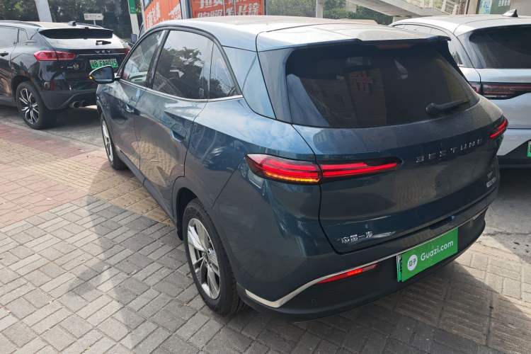Used Bestune Yueyi 03 2025 445km Joyful Edition Exterior 2