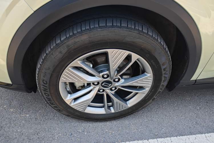 Used Bestune Yueyi 03 2025 565km Enjoy Edition Exterior 2