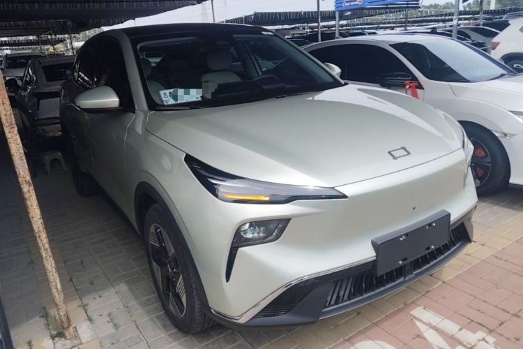 Used Bestune Yueyi 03 2025 565km Premium Edition Front Right 45 Deg