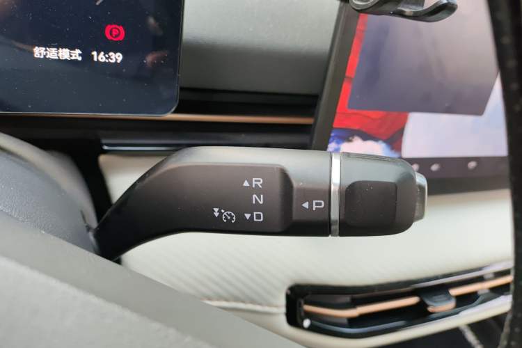 Used Bestune Yueyi 03 2025 565km Enjoy Edition Gear Lever
