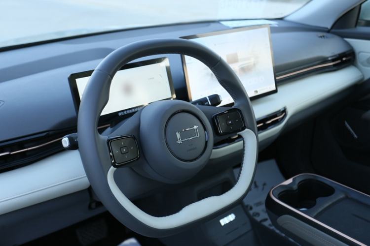 Used Bestune Yueyi 03 2025 565km Premium Edition Interior 2