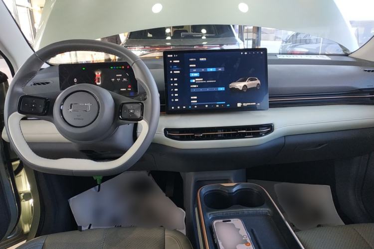 Used Bestune Yueyi 03 2025 565km Premium Edition Interior 2